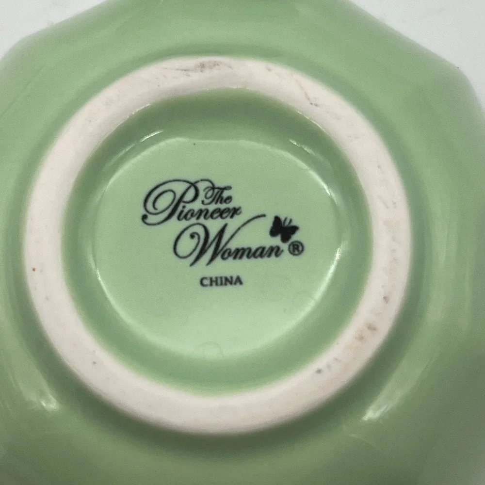 The Pioneer‎ Woman Prep Bowls Green Floral Scalloped Set of 3 Ceramic